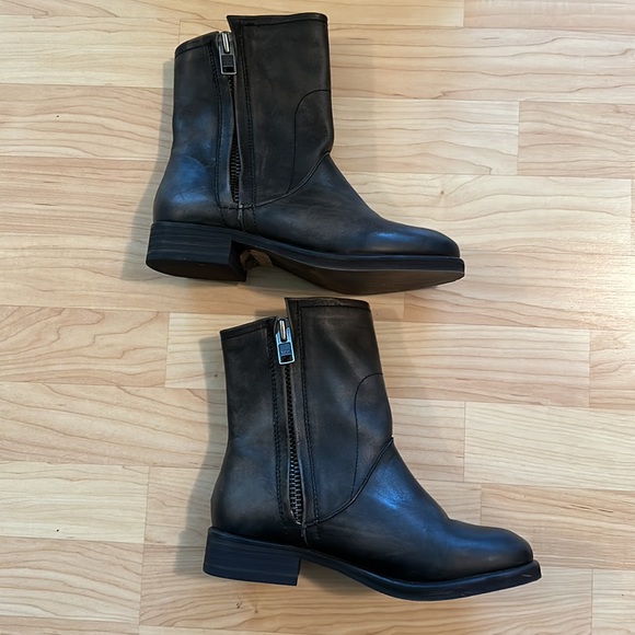 Hinge Sheldon Double Zip Leather Boot Washed Black Size 6.5 EUC - Picture 3 of 12